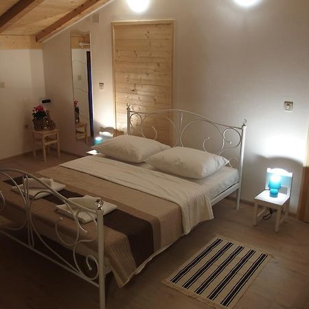 Guesthouse Casetta Verde Novaki Motovunski Esterno foto
