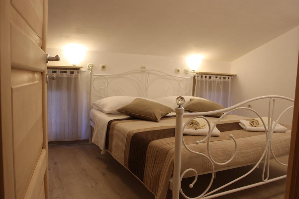 Guesthouse Casetta Verde Novaki Motovunski Esterno foto