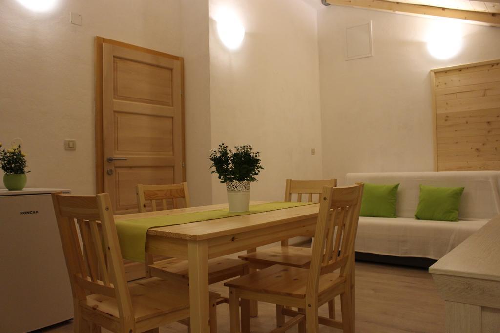 Guesthouse Casetta Verde Novaki Motovunski Esterno foto